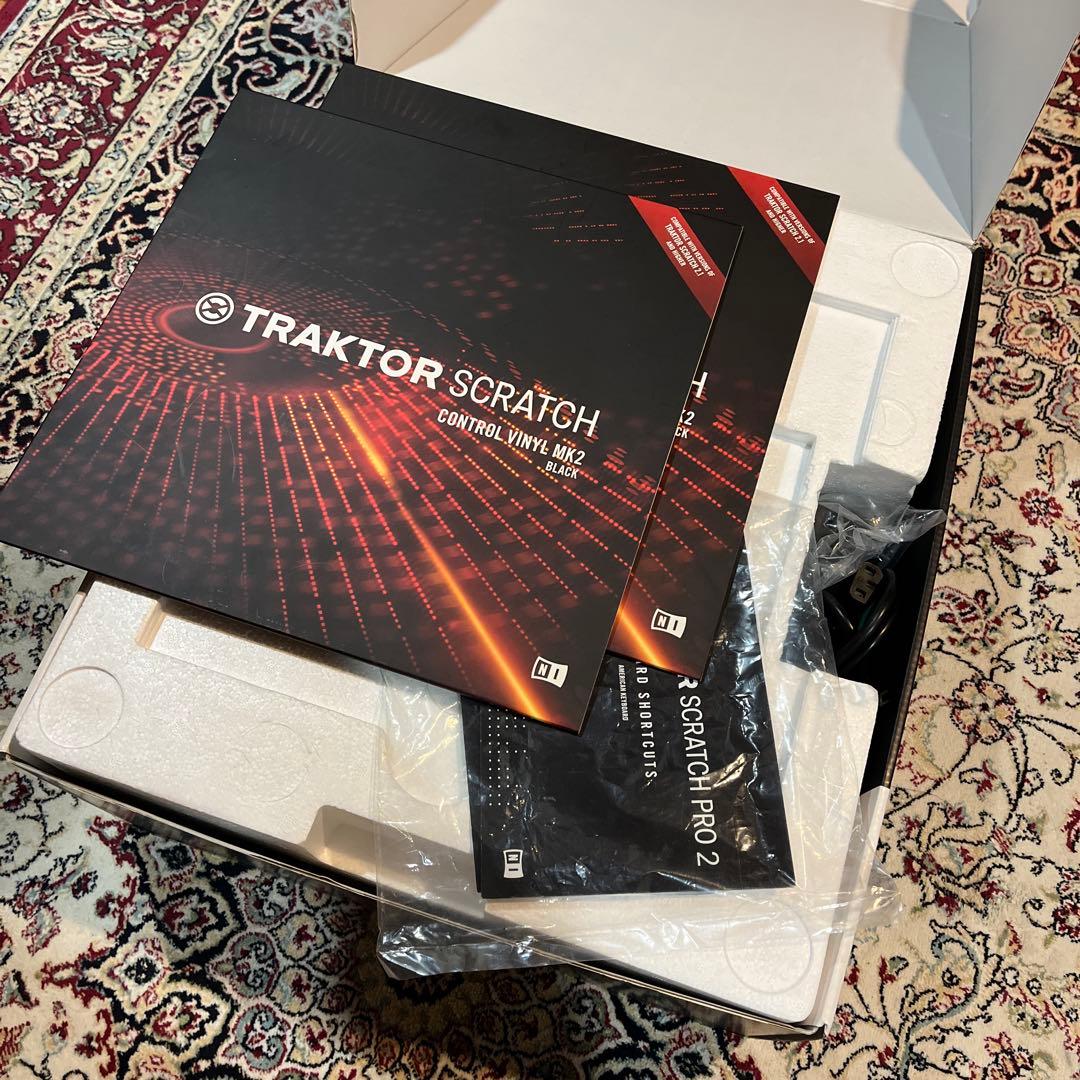 TRAKTOR KONTROL Z2 DJミキサー