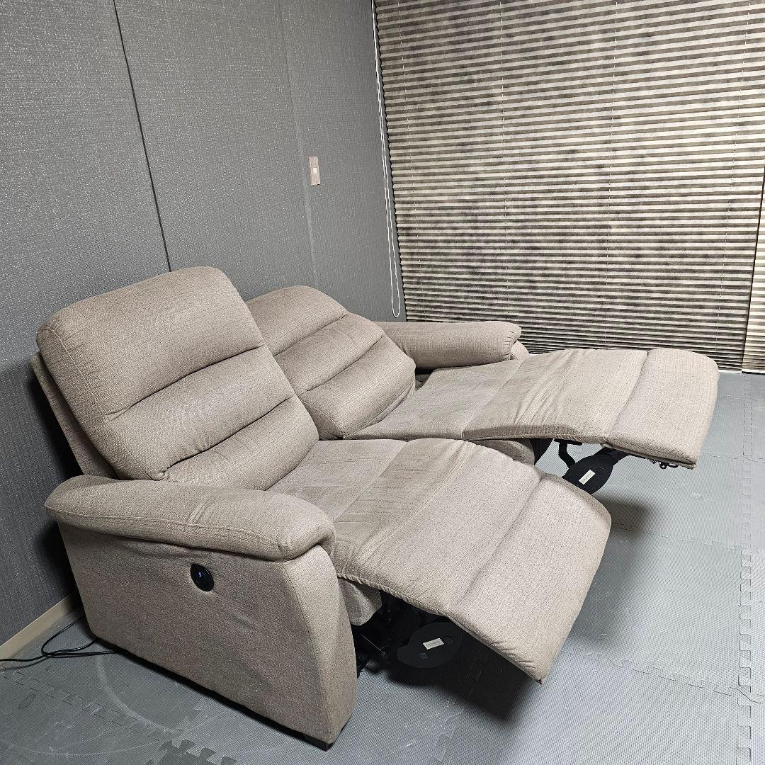 定価:98,000円 電動リクライニングソファ　2人掛け　ニトリ ビリーバUSB