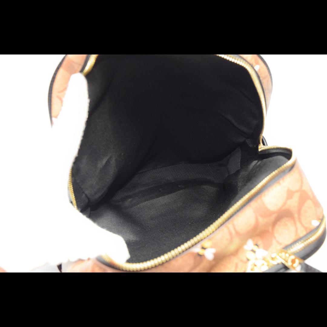 【新品未使用】COACH　コーチ　リュック バックパック　レディース　蜂柄