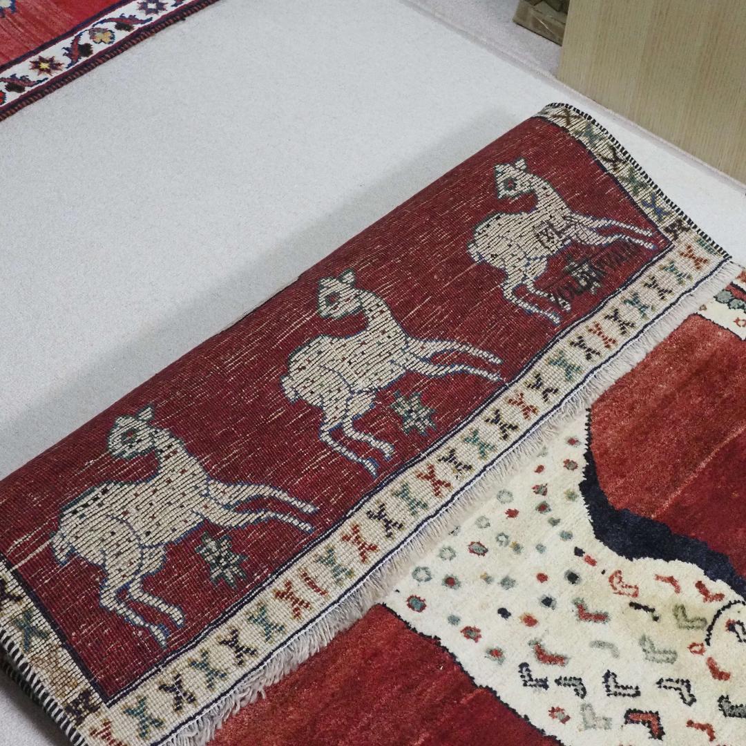 オールド・ギャッベ（ライオンと子鹿）1．73×0．96ｍ