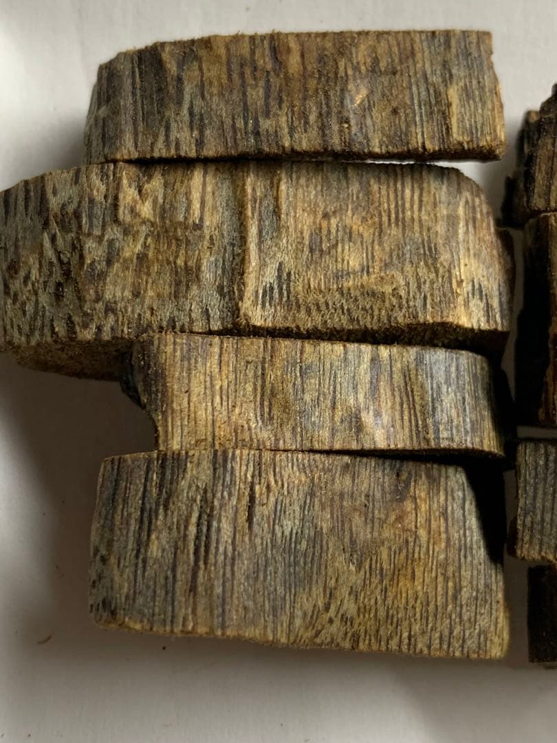 極上黒伽羅 沈香原木 香木 重さ:10.5g