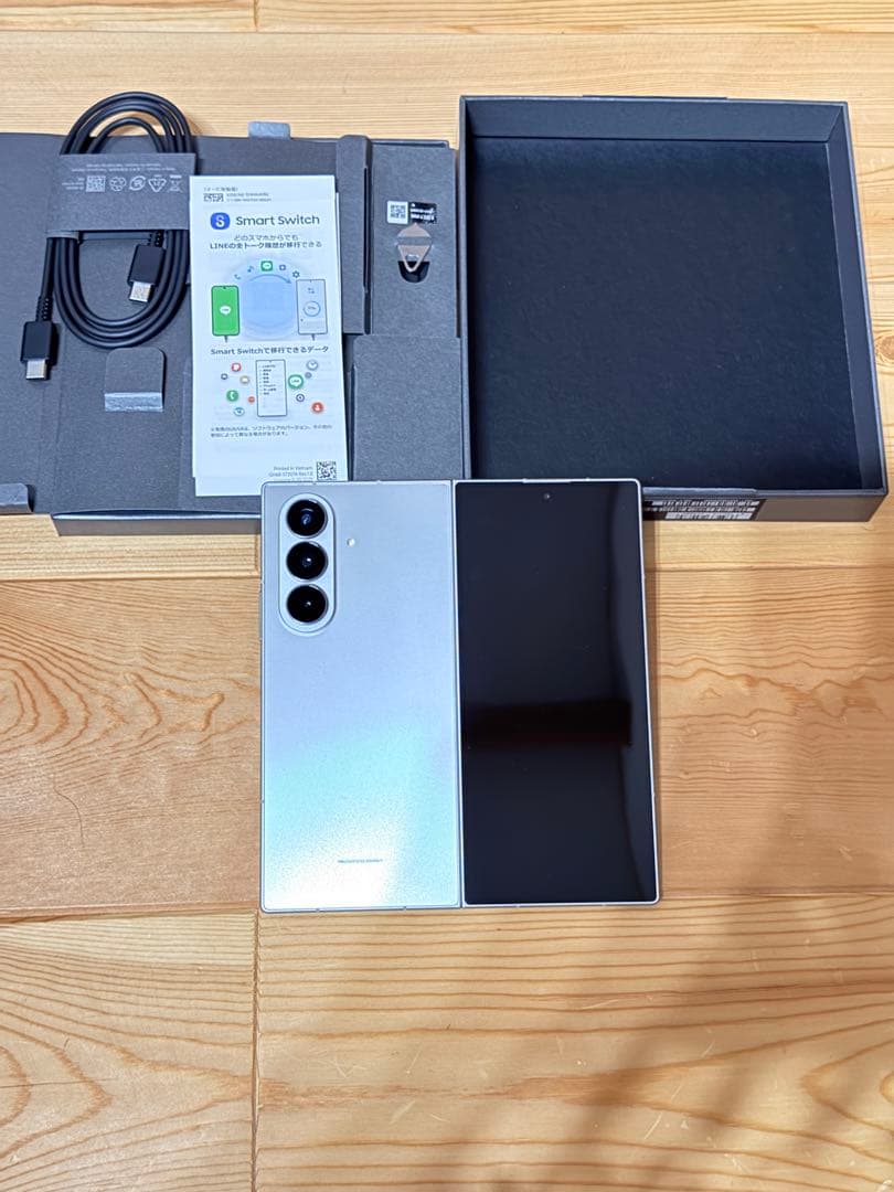美品　【国内版】Galaxy Z Fold 7 シルバーシャドウ 256GB本体