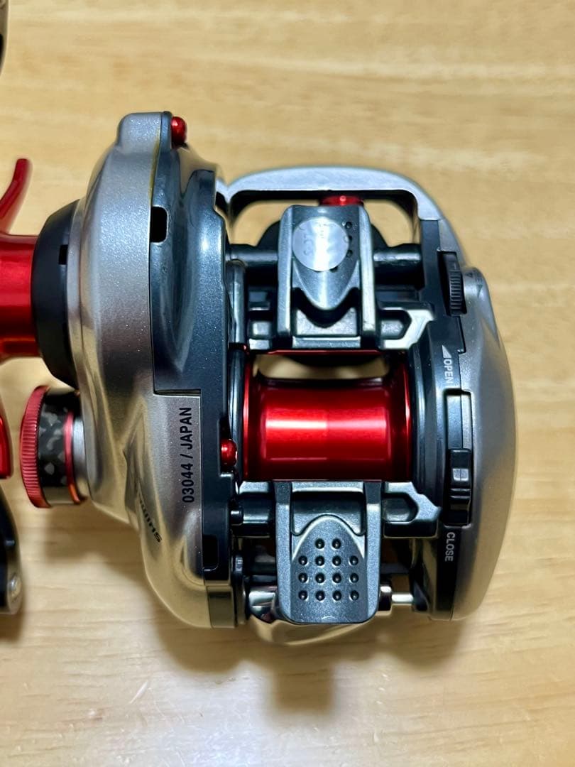 13 メタニウム XG 右ハンドル ZPI NRCスプール 他カスタム品 中古