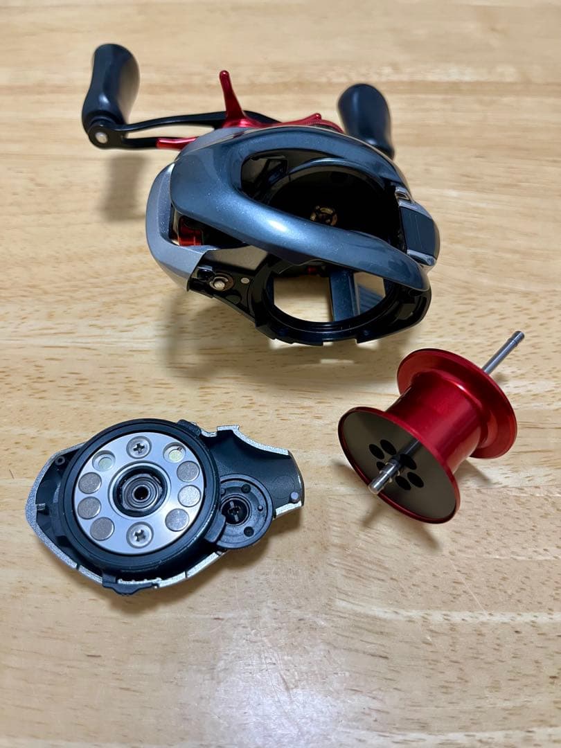 13 メタニウム XG 右ハンドル ZPI NRCスプール 他カスタム品 中古