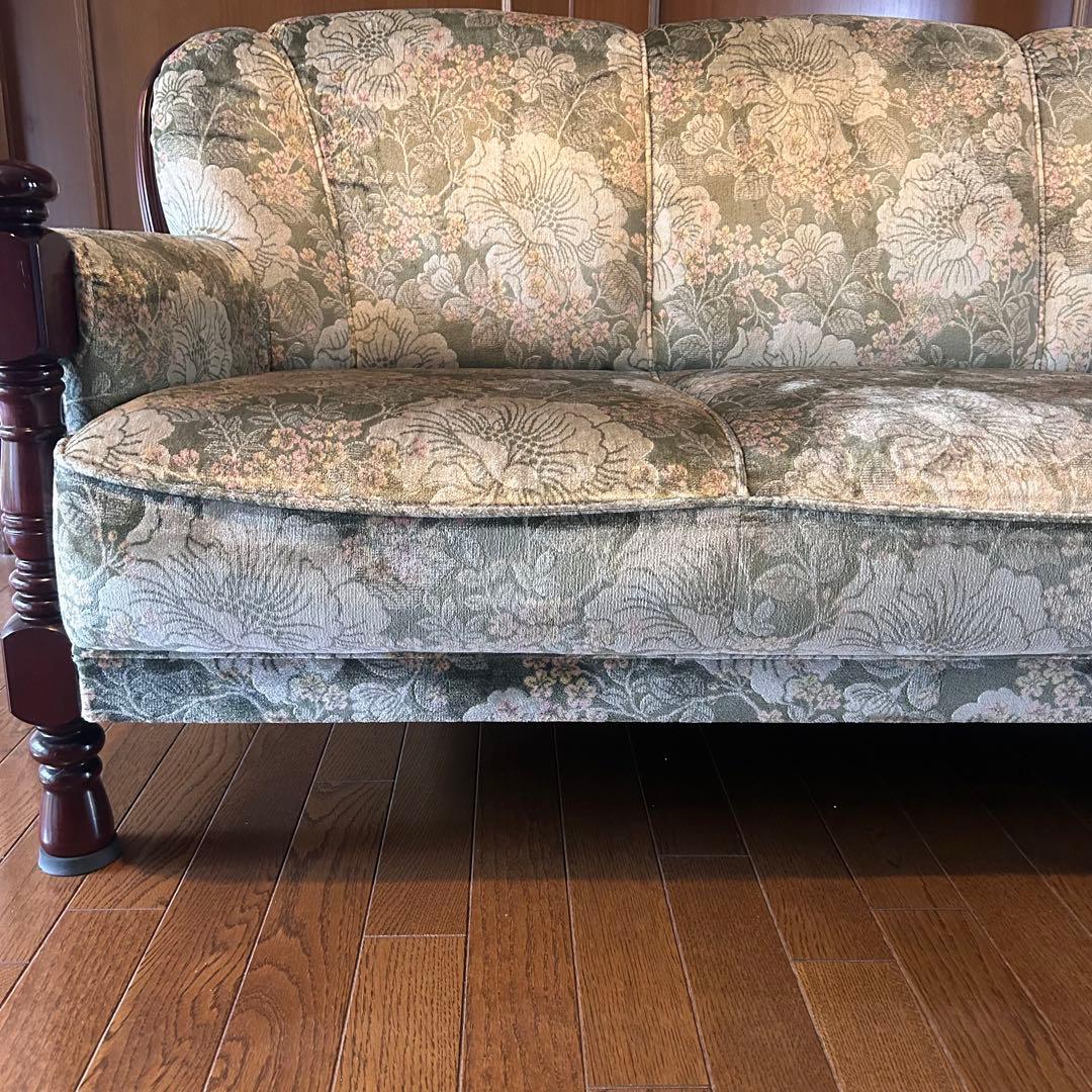 【送料無料】カリモク karimoku 3人掛 ソファ 花柄 金華山 コロニアル