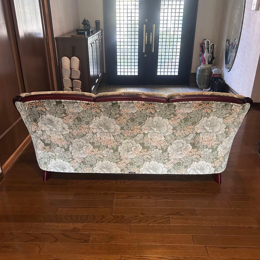 【送料無料】カリモク karimoku 3人掛 ソファ 花柄 金華山 コロニアル