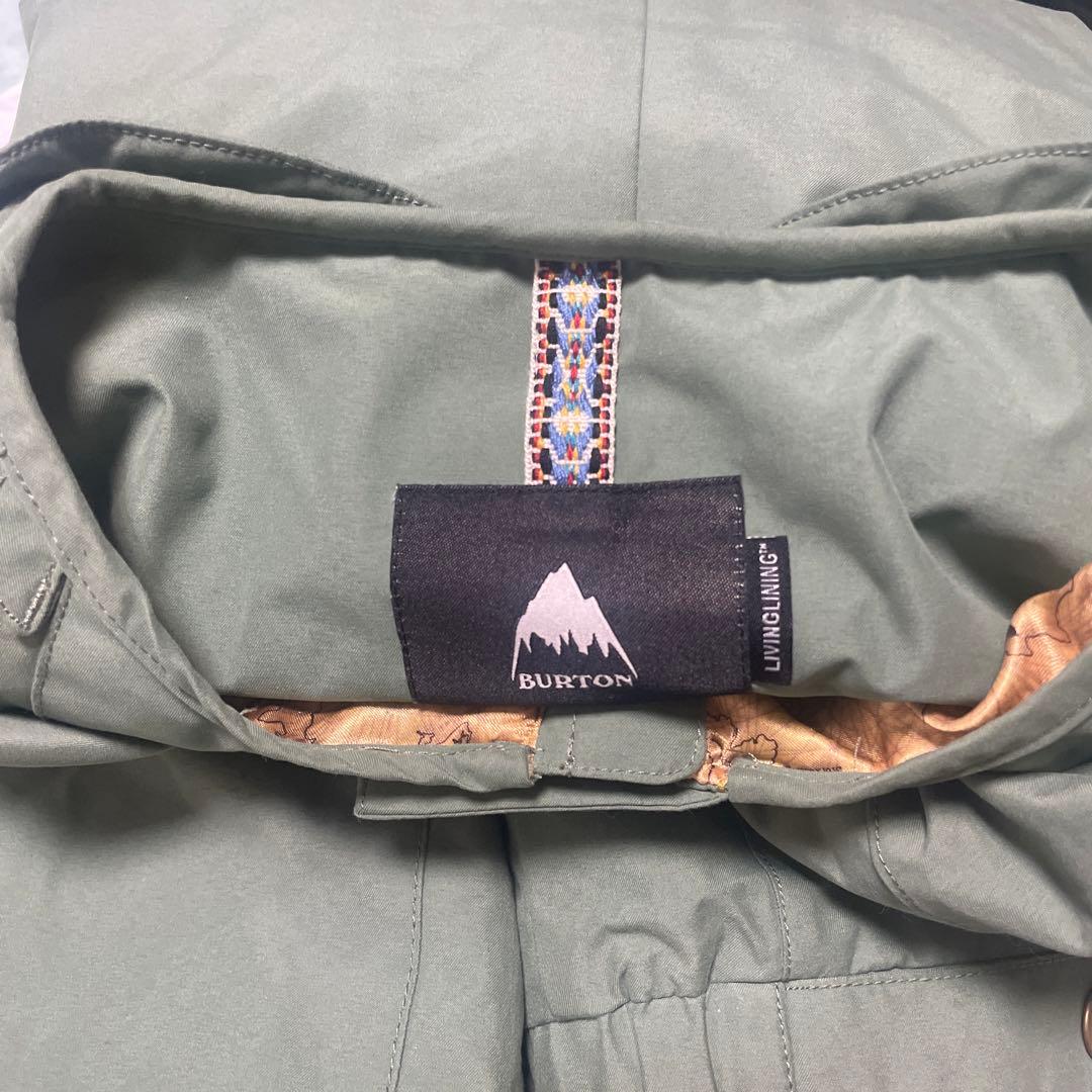 美品　BURTON スキー　スノーボード　ZENANA JACKET S