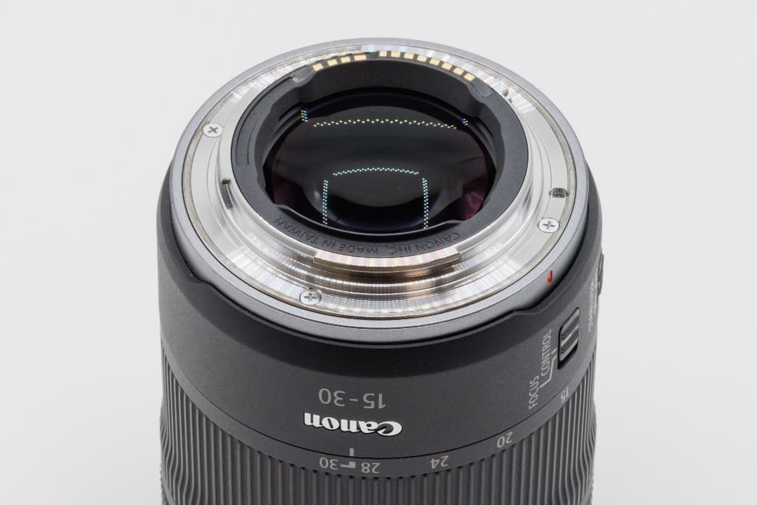 【中古品】Canon RF 30mm F4.5-6.3 IS STM レンズ