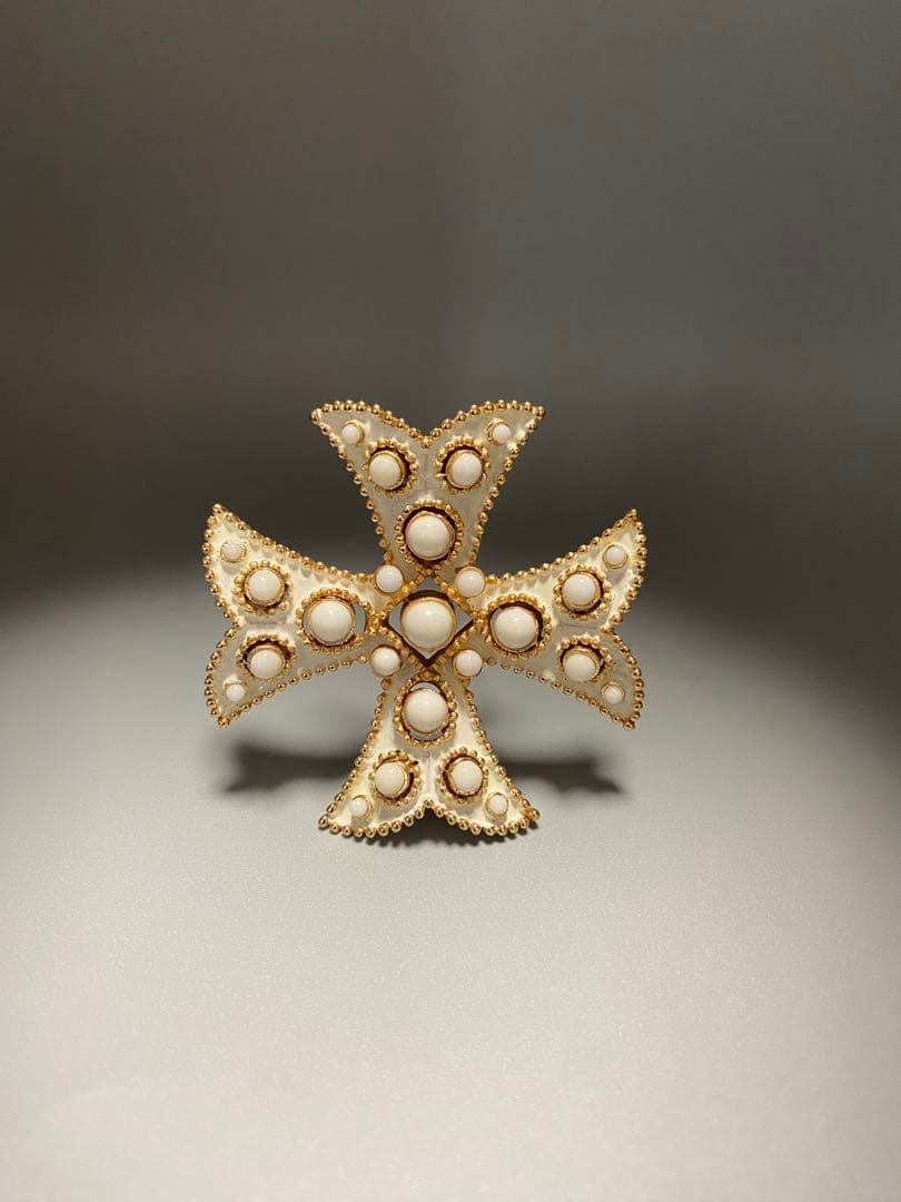 lotuscloud 2449⭐️TRIFARI トリファリ ブローチ ビンテージ