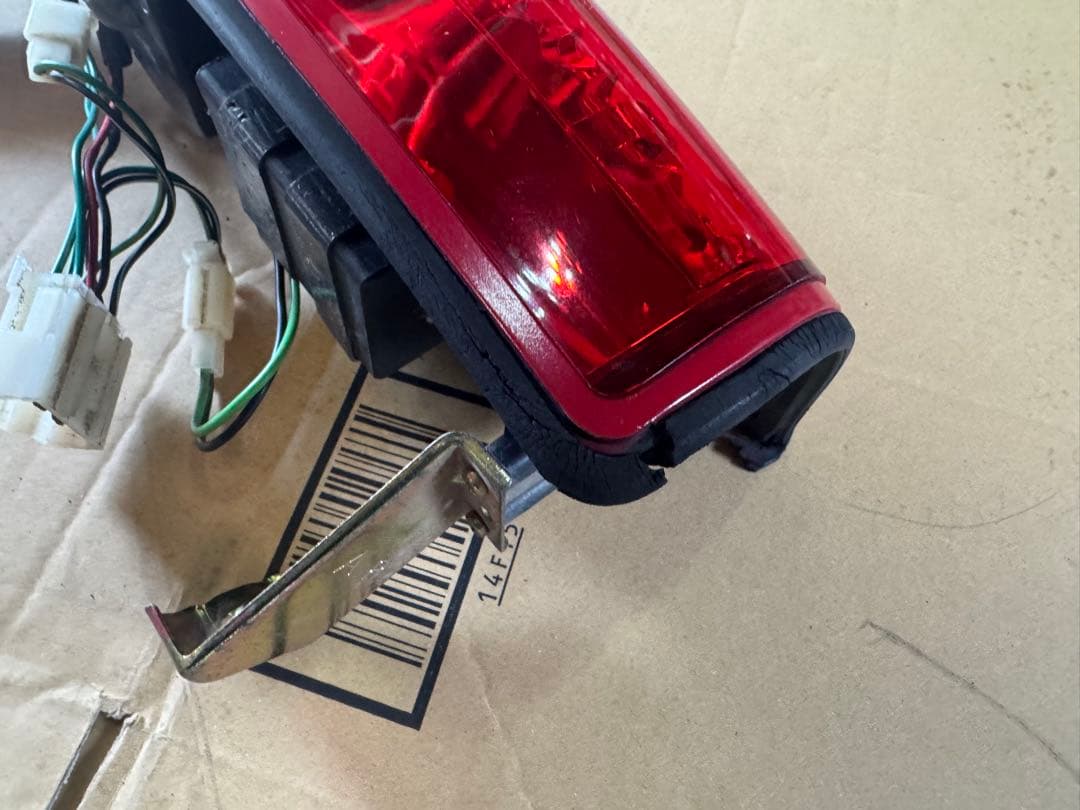 D21ダットサントラック LEDテールランプ - メルカリ