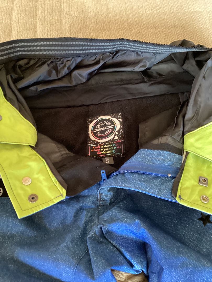 バートンBURTONＸxnixレディースSスノーボードウェア