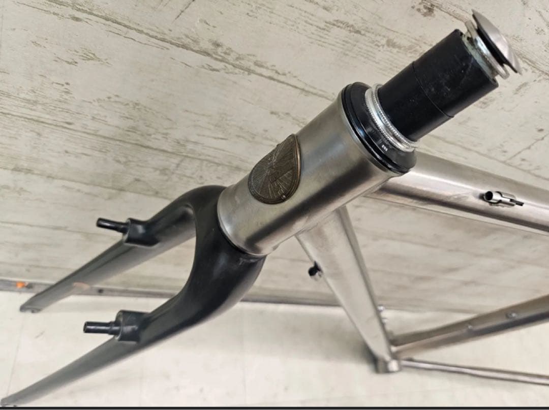 【期間限定】apres×TIG TITANIA チタンフレーム　カンパニョーロ組