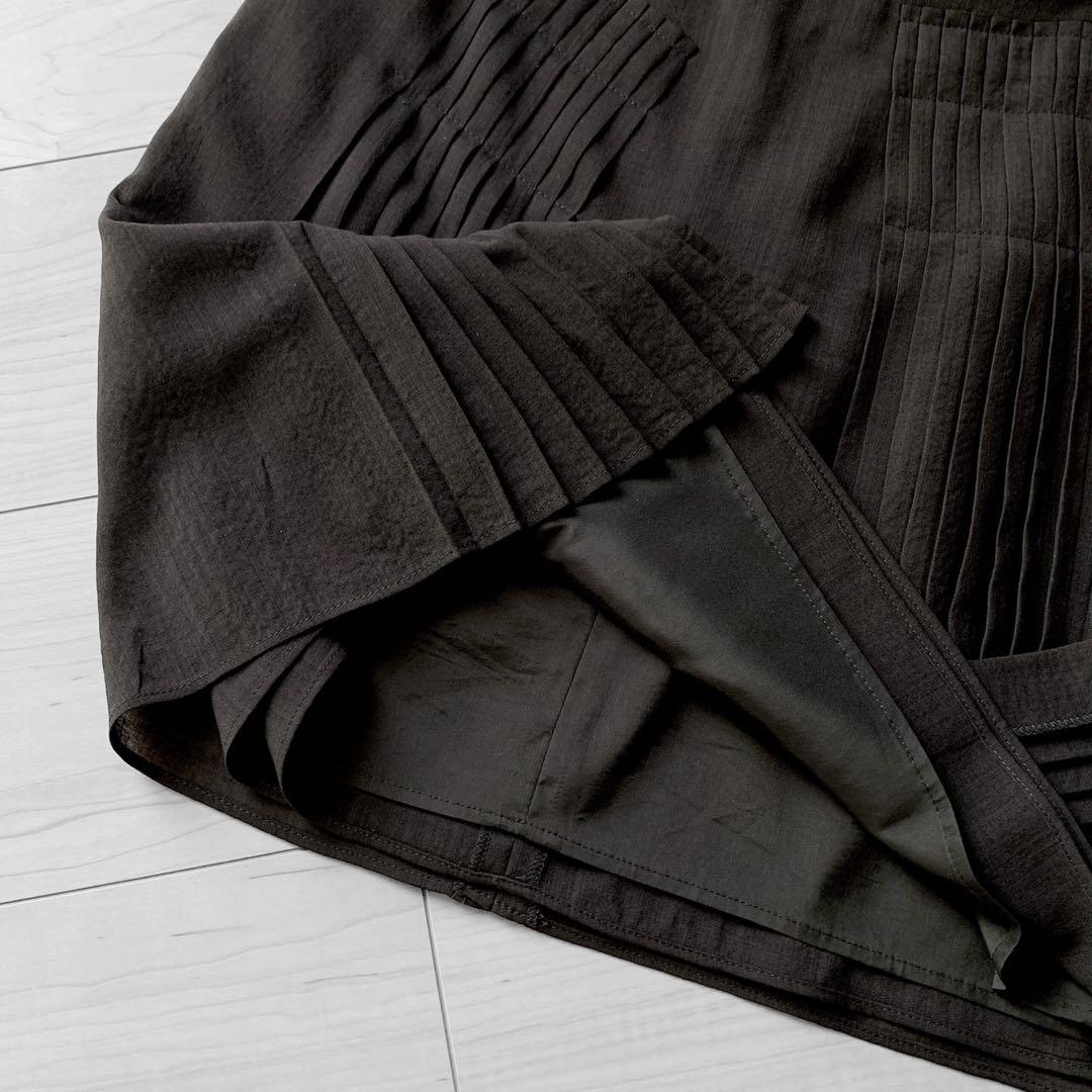 Brunello Cucinelli 薄手ウールのプリーツスカート