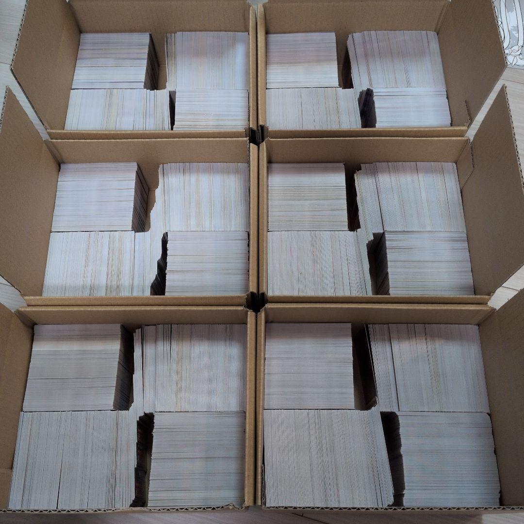 p遊戯王ダンボール6箱分まとめ売り引退品 - メルカリ