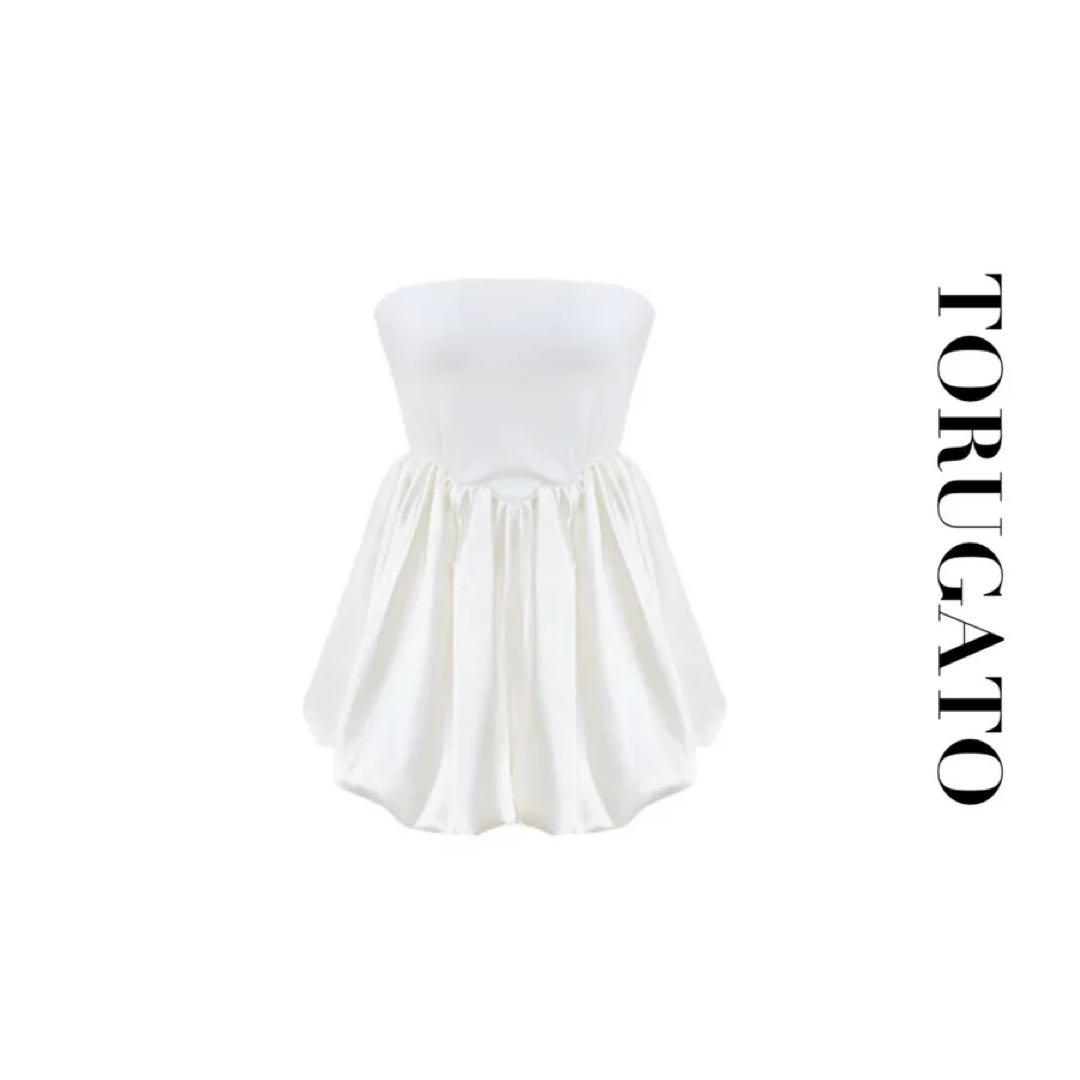 TORUGATO チューブトップペプラムトップス