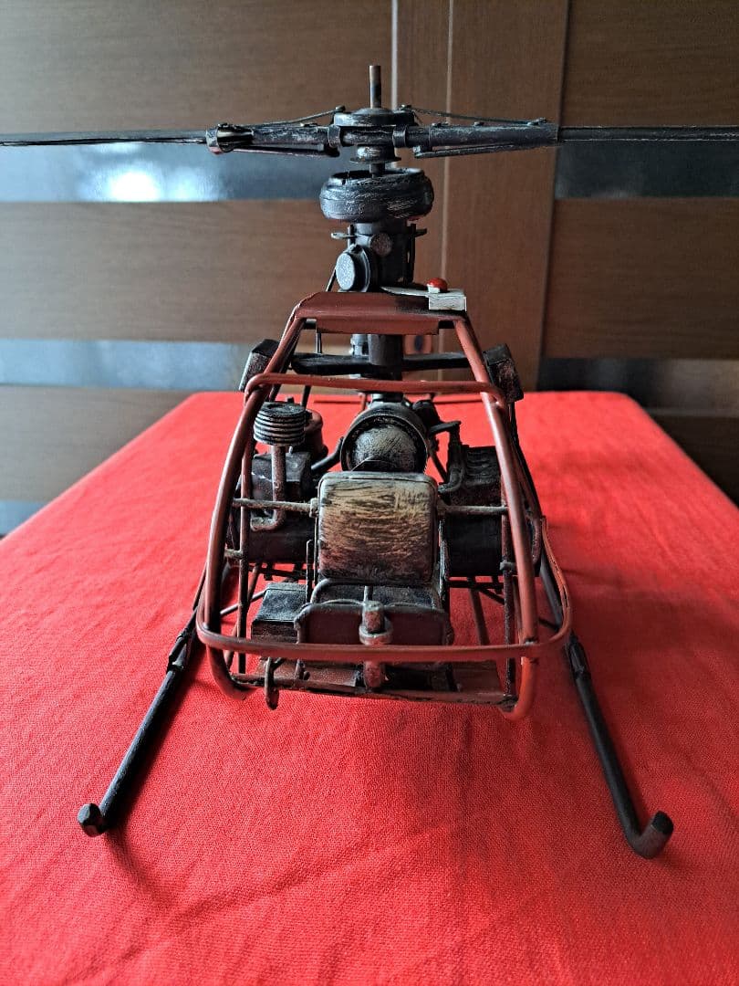 OSA 出品‼️ヘリとプロペラ機２点‼️