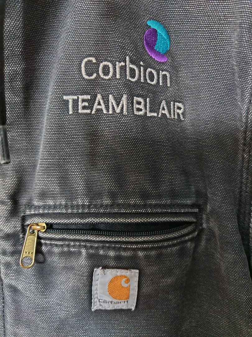 Carhartt シエラジャケット　黒フェード