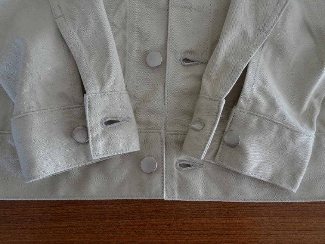 【fmlll651】Jeanik サテン XS ベージュ 3rd Gジャン