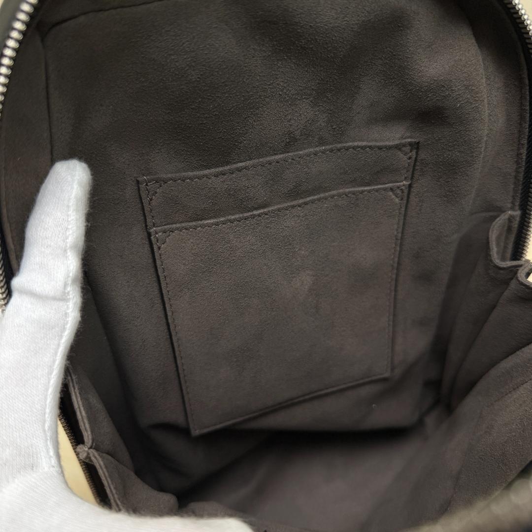 グッチ グッチシマ GG柄 ボディバッグ クロスボディバッグ レザー