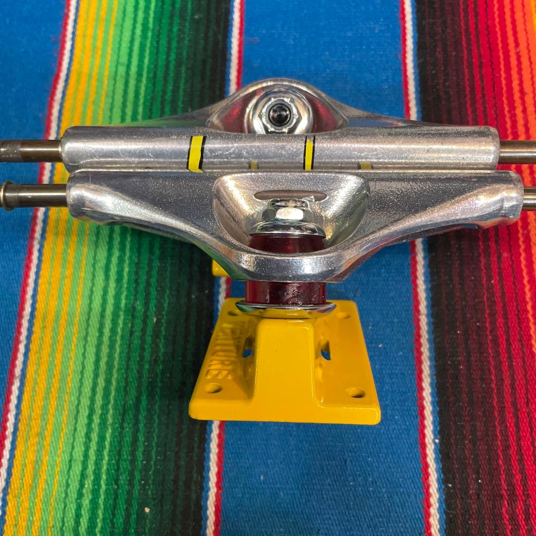 Venture Fulfilled Poly 5.6インチ スケートトラック