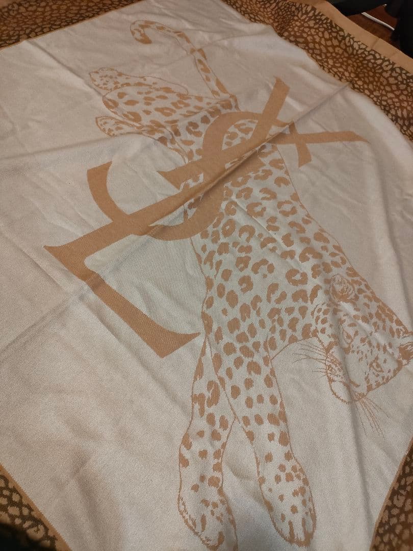 57 超美品　イヴサンローラン　ひざ掛け　大判ストール