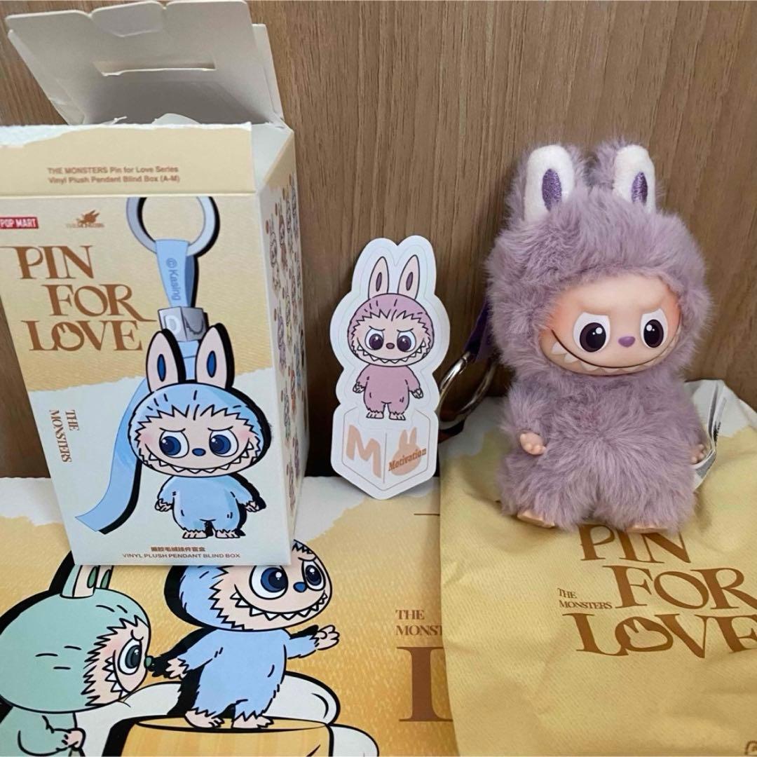 LABUBU PIN FOR LOVE【M】ラブブ イニシャル - メルカリ