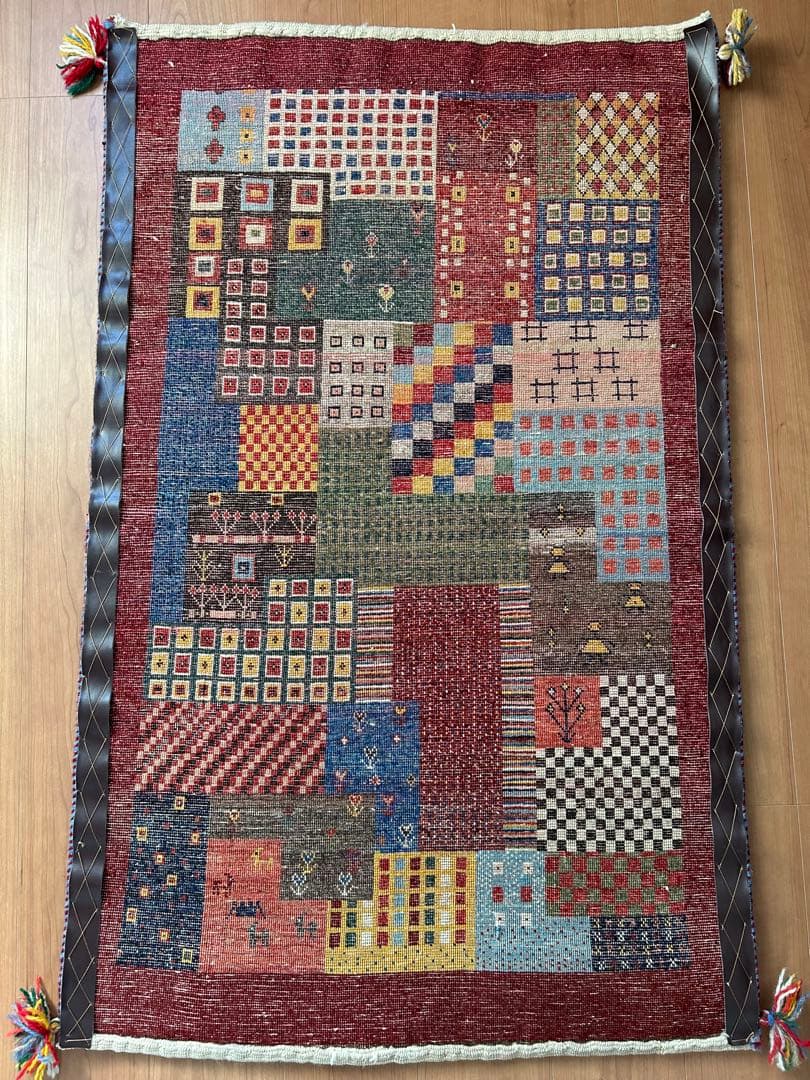 ギャッベ ハイクォリティ Layout 121×77 イラン　シラーズ