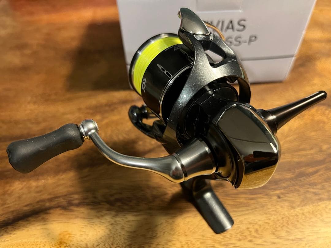 【27日限定価格】ダイワ 24ルビアスSF2000SS-P カスタムセット