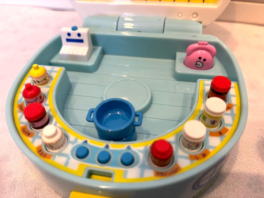 【平成レトロ】おいしくっておーいそがし！　たまごっちレストラン