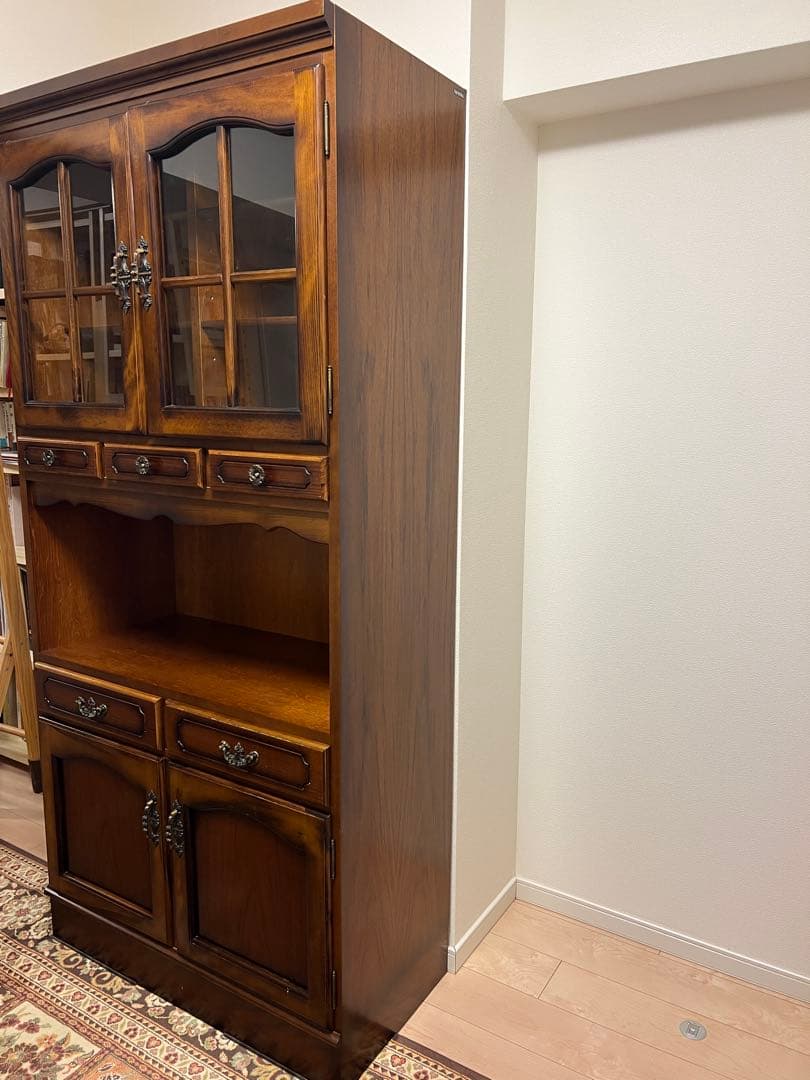 カリモク　Karimoku　コロニアル　レンジボード　 食器棚　アンティーク