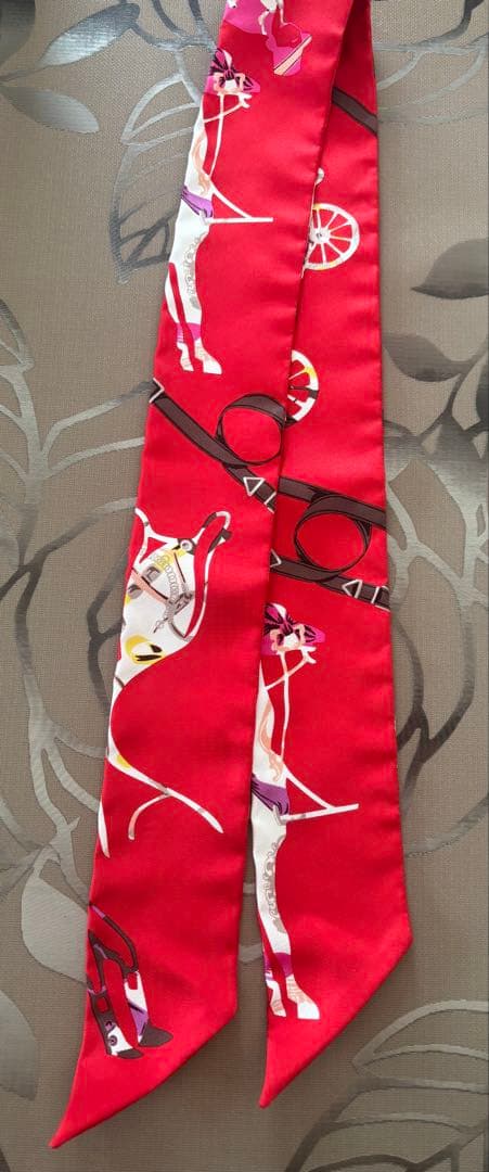 エルメス　ツイリー（お箱付き）