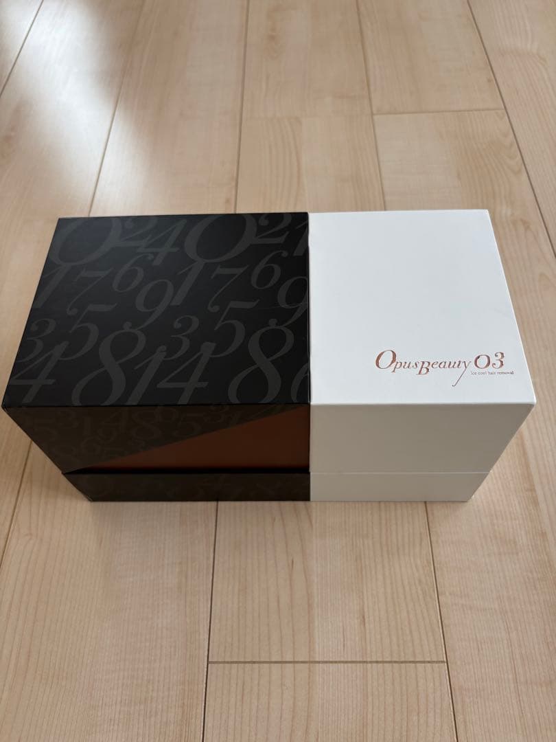 美品OpusBeauty03オーパスビューティーゼロスリー家庭用脱毛器３４万発