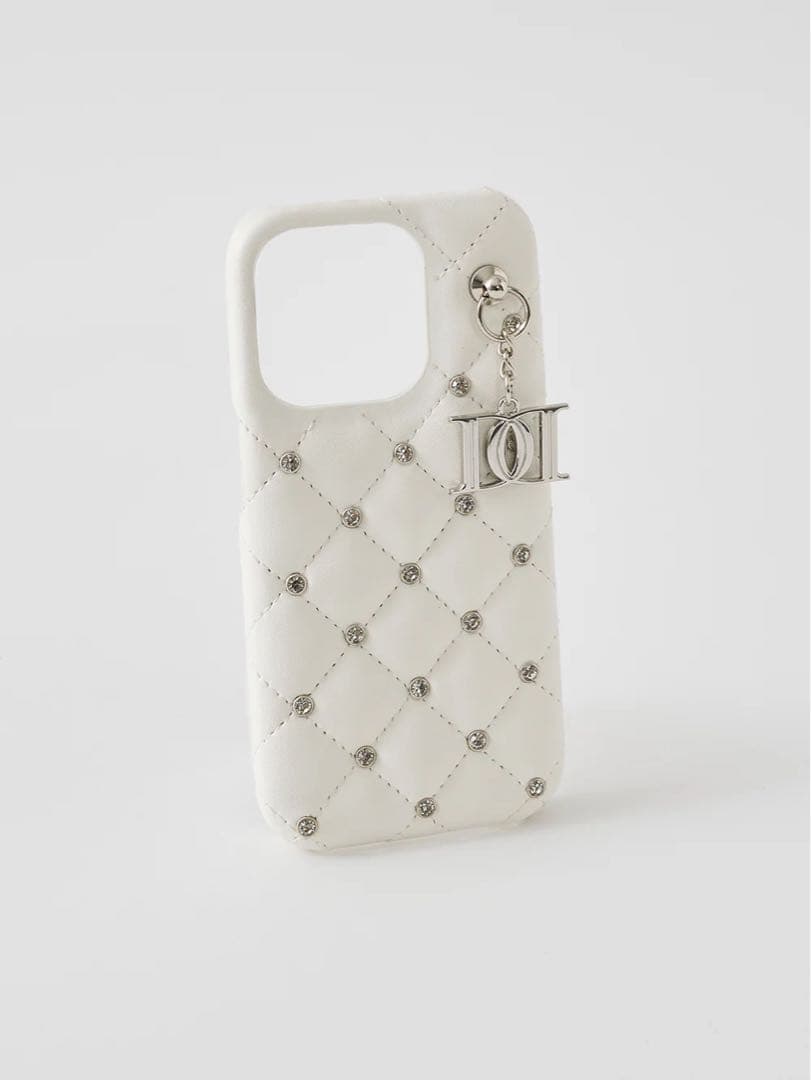 ダーリッチ キルティングビジューDDチャーム iPhoneケース 15 ホワイト