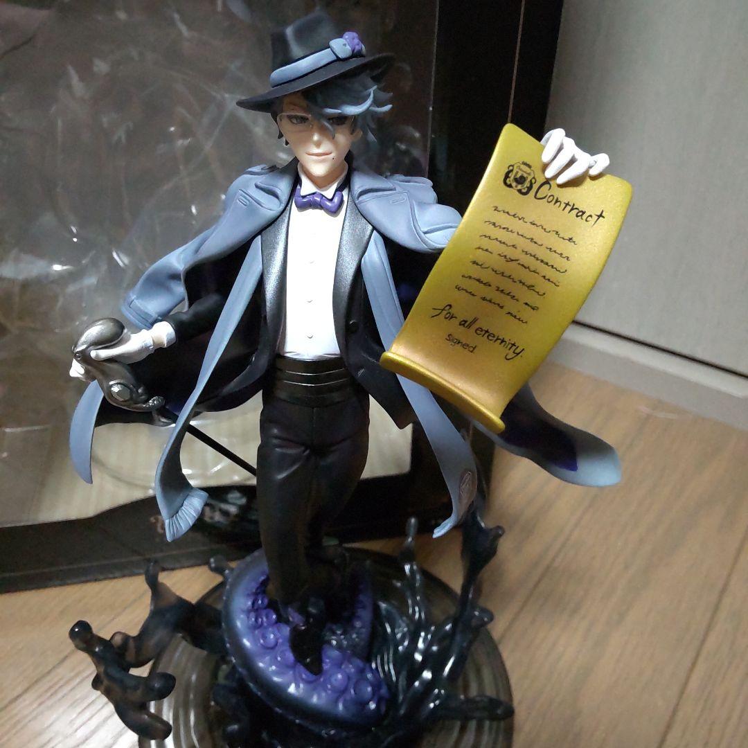 ツイステ アズール・アーシェングロット 1/8スケールフィギュア - メルカリ