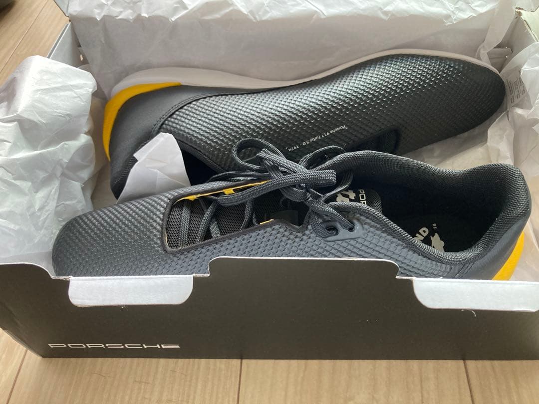 新品未使用　PUMA メンズ ポルシェ ブラック - スポーツ イエロー