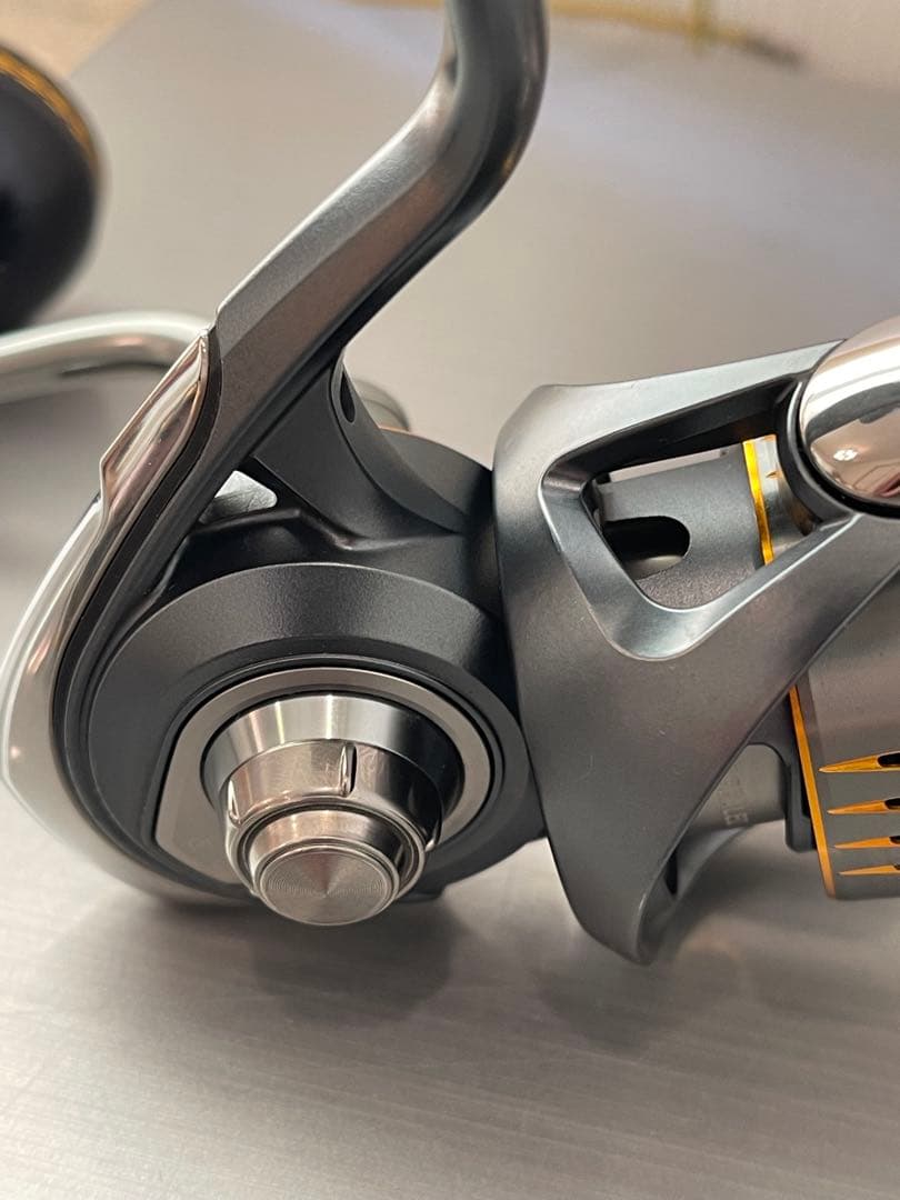 23 エアリティ PC LT3000-XH 替えスプール付き