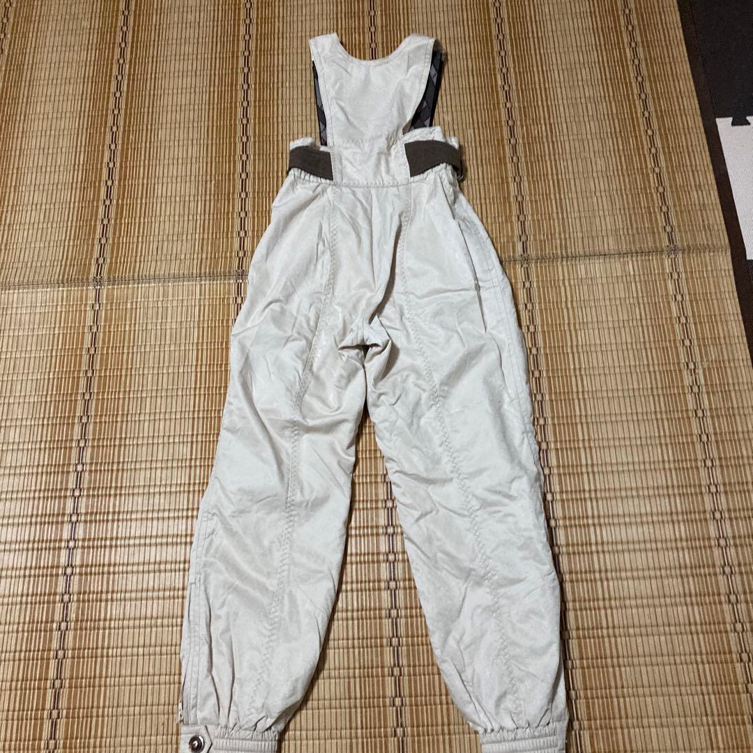 スキーウェア　スノボー　レディース　上下セット