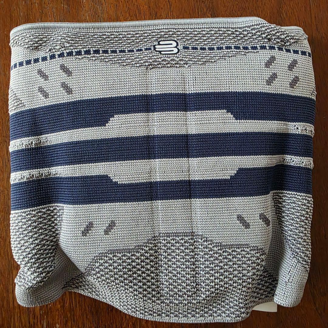 バウアーファインド NEW ルンボトレイン ストレート サイズ4