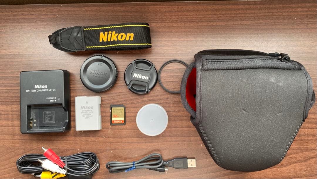 ショット数1558回★極上美品★Nikon ニコン D5500 レンズキット
