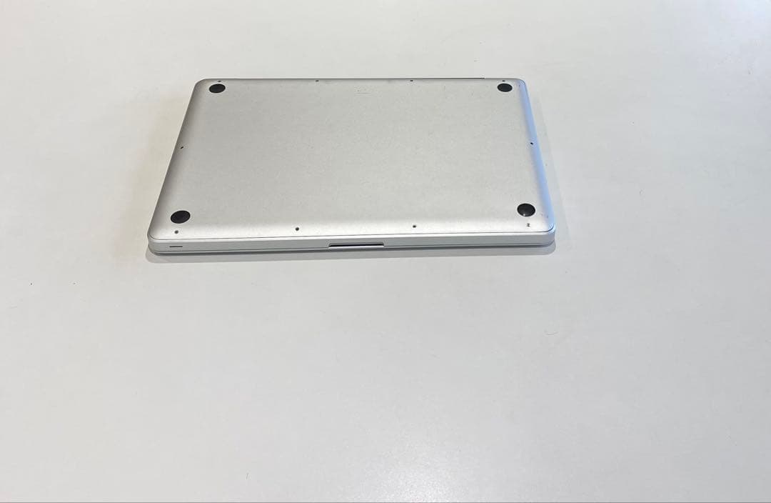 MacBook Pro Mid 2009 15インチ 8G バッテリー新品