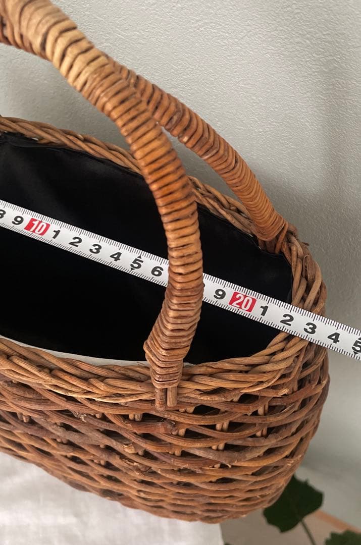 フランスアンティークの生地とボタン使いが素敵な作家一点もの　ヴィンテージ 籠