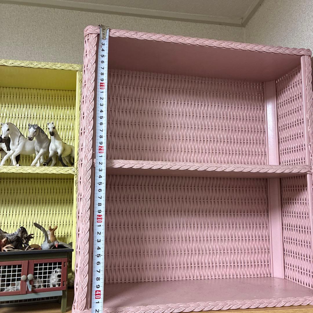 アメリカ　ビンテージ　パウダーピンク　ウィッカーシェルフ