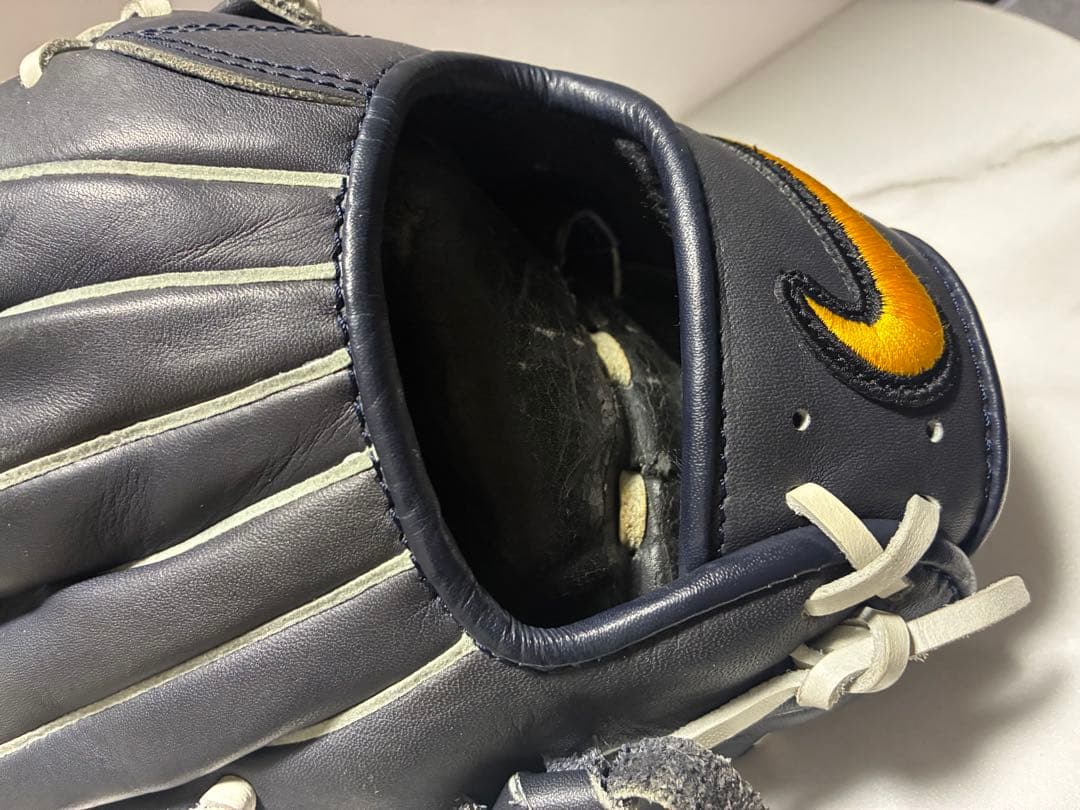 NIKE【ナイキ】オールラウンド 右投げ 軟式グローブ　成人・大人向け