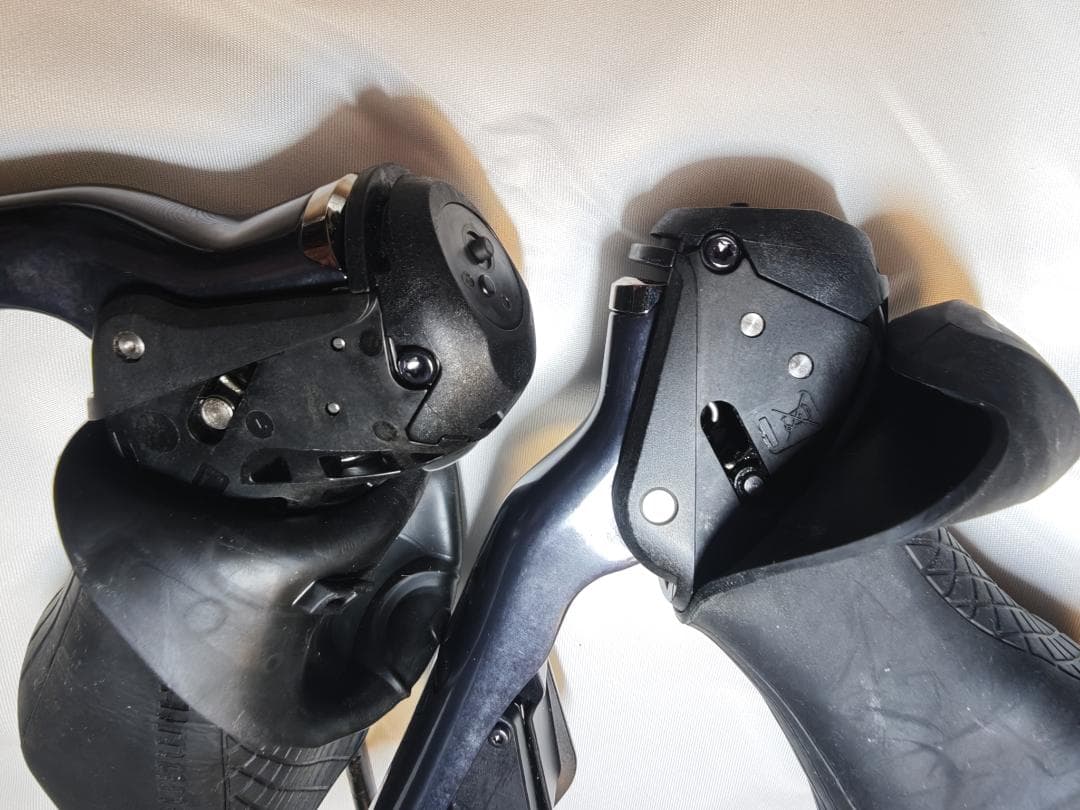 シマノ ST-R8070 左右セット Di2 油圧STIレバー (11速)