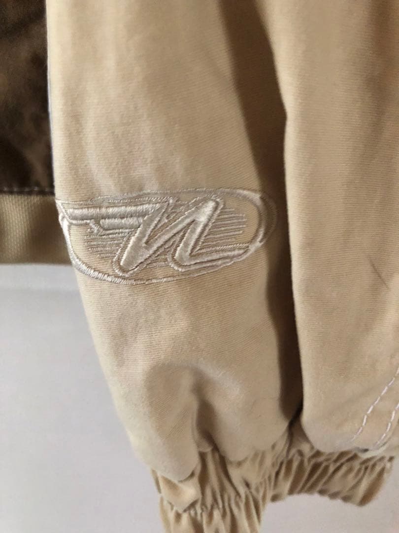 フォロー割引500円いたします！スノボウェア　上下セット