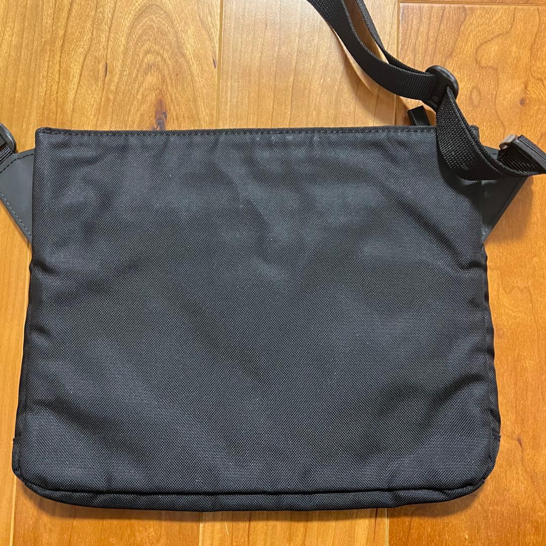 8*8様 MONOLITH サコッシュ ショルダー モノリス