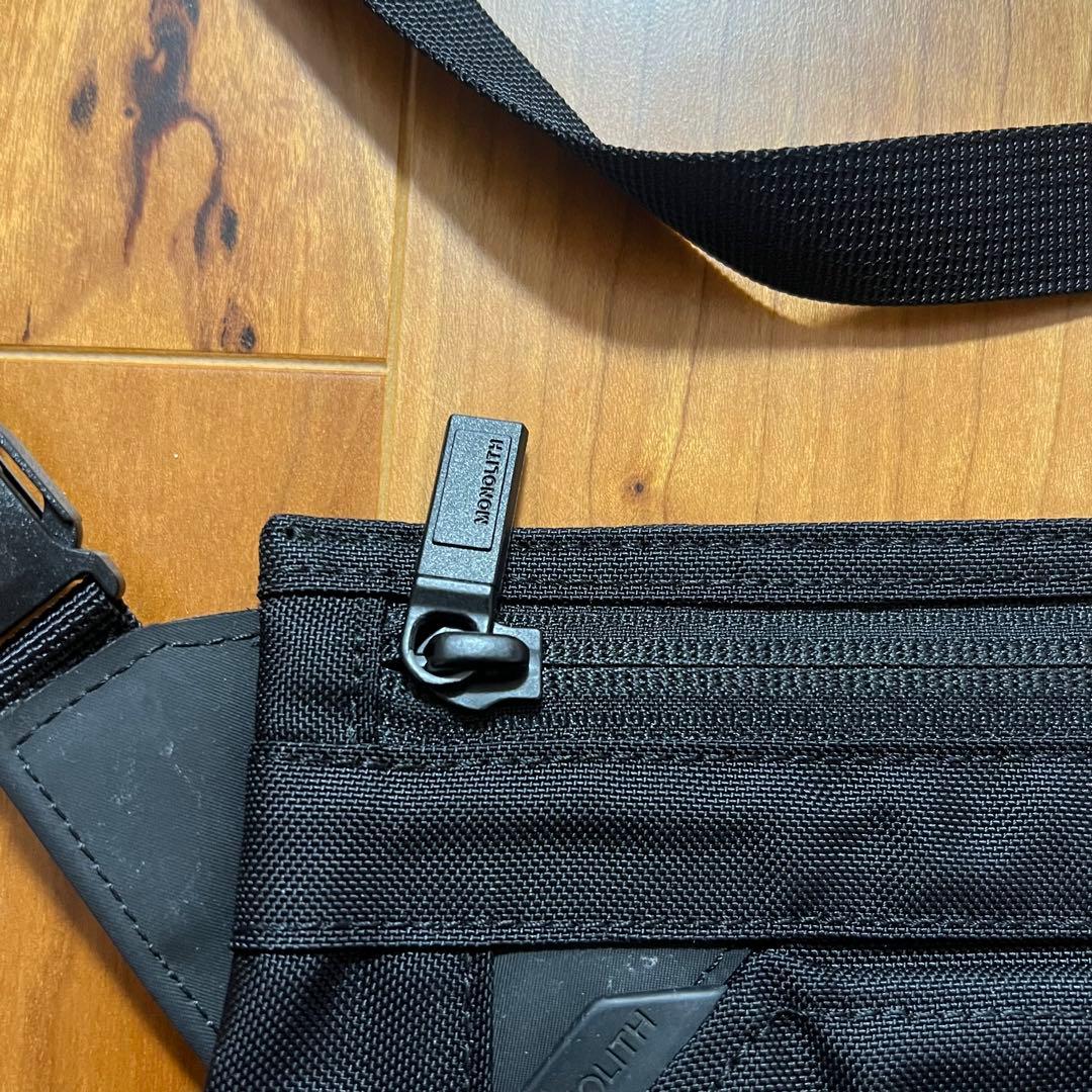 8*8様 MONOLITH サコッシュ ショルダー モノリス