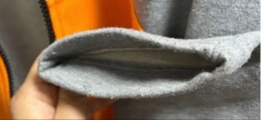 W&LT てんとう虫　ジップスウェット