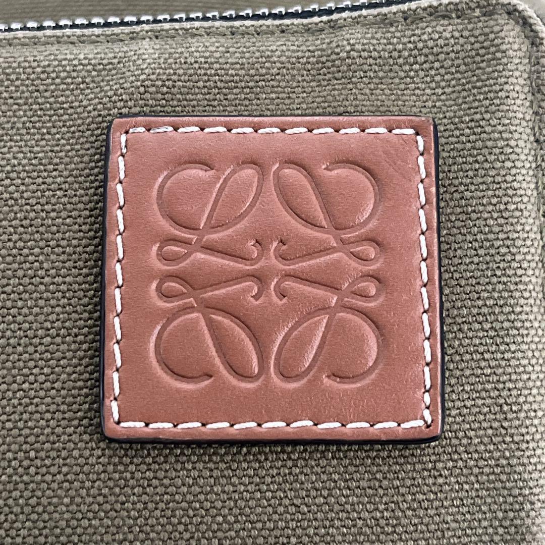 ロエベ バムバッグ　ボディバッグ　ショルダーバッグ　アナグラム　キャンバス