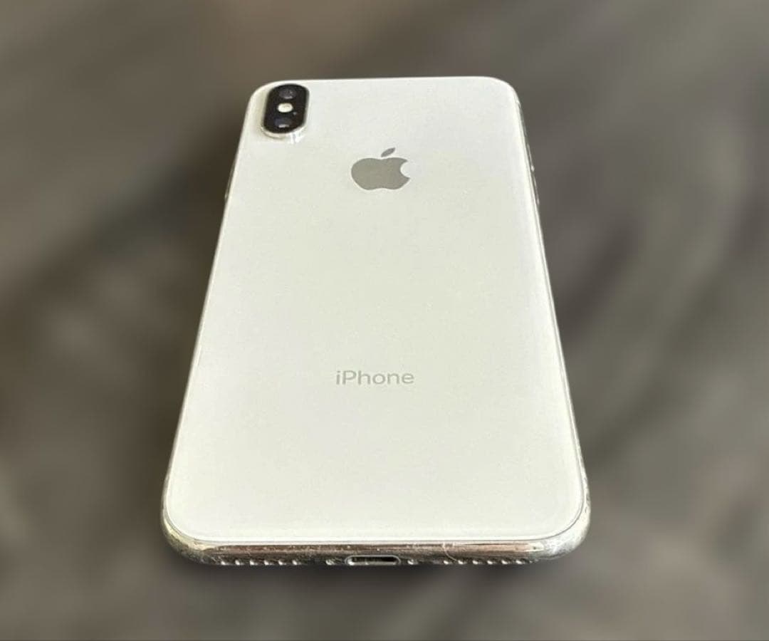 iPhone X ♦︎64GB 本体のみ　SIMフリー　中古